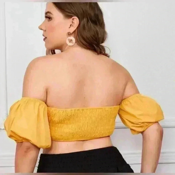 SHEIN Curve Ruched Off The Shoulder Crop Top Size 1X Yellow NWT - Picture 2 of 6